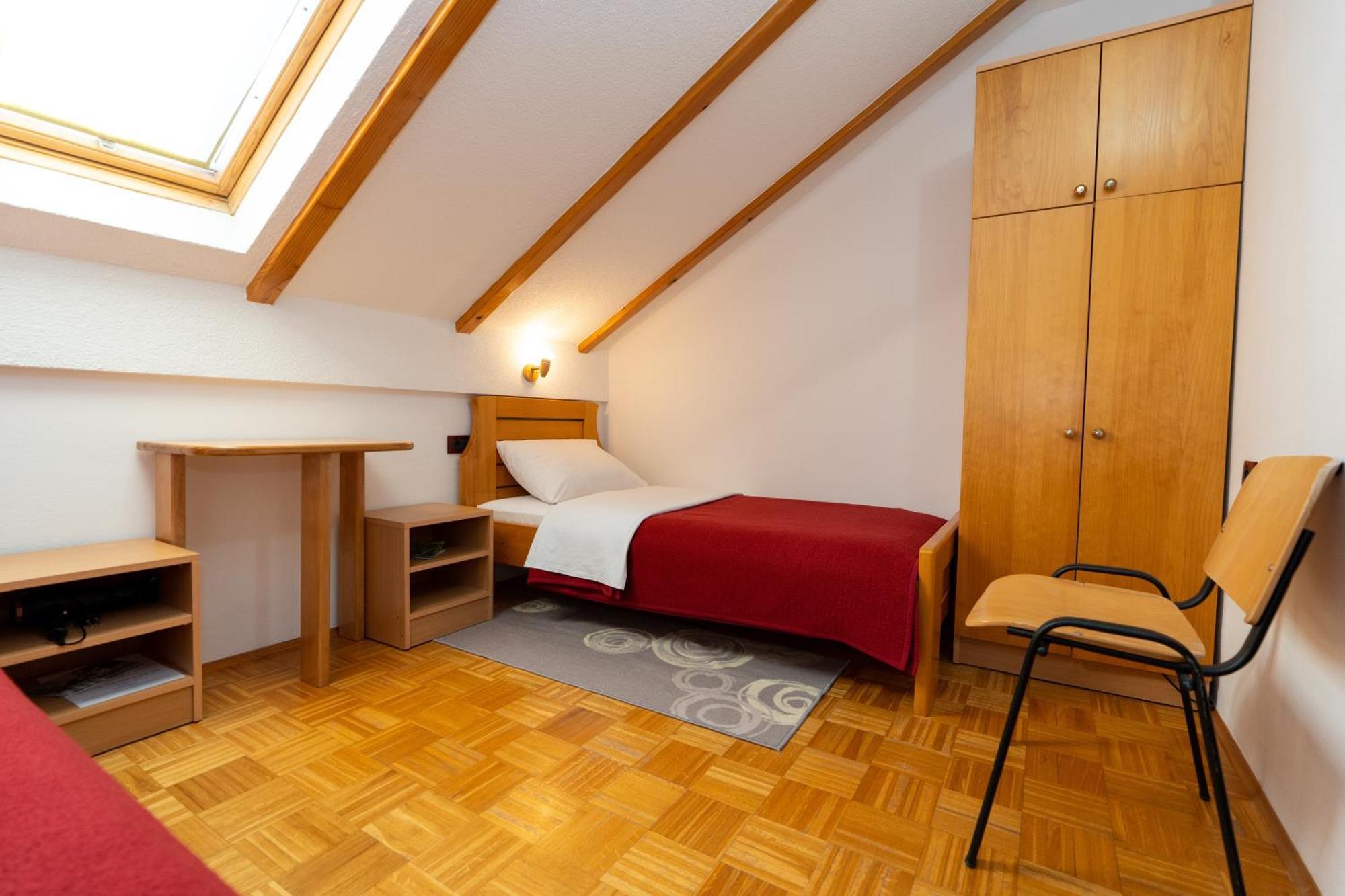 אוטוצאץ Apartman Miramare מראה חיצוני תמונה