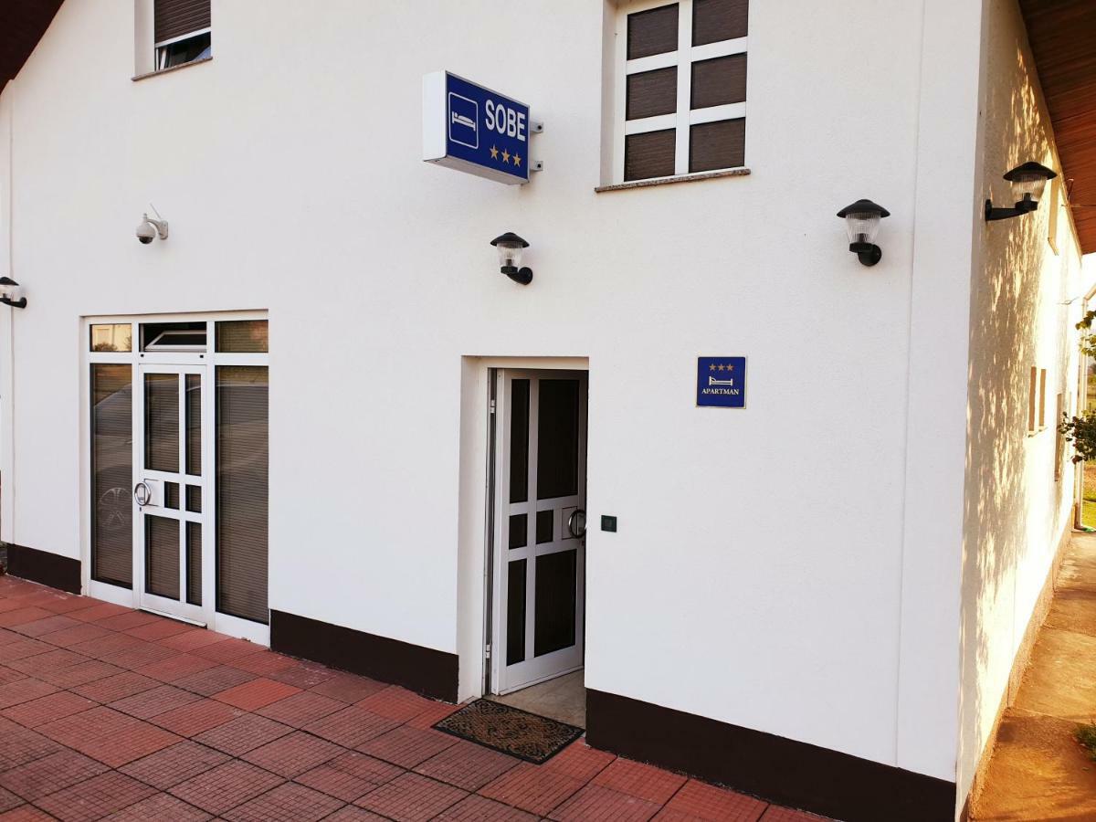 אוטוצאץ Apartman Miramare מראה חיצוני תמונה